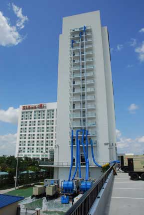 Hilton Outside.jpg
