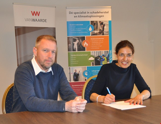 Polygon en VANWAARDE tekenen contract overname. 